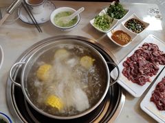 -杏花吴记牛肉火锅
