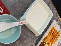 -季季红火锅(青山湖万达店)