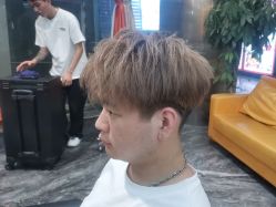 -发源地HAIR SALON