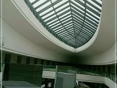 -上海滴水湖皇冠假日酒店