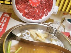 -左庭右院鲜牛肉火锅(浦江欢乐颂店)