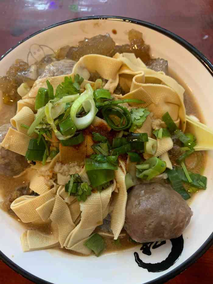 孟哥焖子(香洲店)-"回大连还有一个拔草的事儿,就是吃焖子.随.