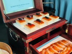酥不腻鱼子酱烤鸭-上饍·中国厨房(建发JFC品尚中心店)