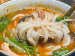 牛杂酸汤米粉-阿里家·新疆烤肉酒場 by MIG