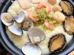 鲍鱼干贝滑蛋粥-鲜记螃蟹海产粥八德林森店