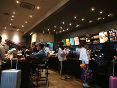 -星巴克(重庆火车北站北广场II店)