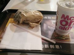 -麦当劳(静安寺店)