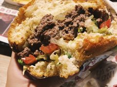 -The Habit Burger Grill 哈比特汉堡(复兴soho店)