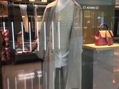 -BURBERRY(上海港汇恒隆广场店)