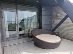 -上海滴水湖皇冠假日酒店