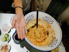 比脸还大的油泼面-宁夏国强手抓羊肉·清真菜(未央路凤三店)