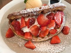 -ROAST coffee & eatery