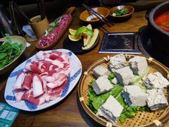 -贵厨酸汤牛肉(花果园国际中心店)