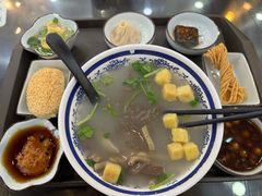 -冯鑫记南京鸭血粉丝汤(来燕路店)