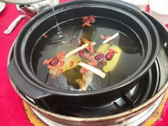 花旗参汤底-濠轩阁特色生蚝火锅(水湾路店)