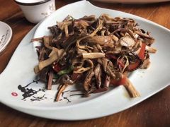 -小厨子私房菜·云南美食店