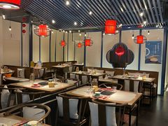 -尚尚仙·酸汤猪手·猪肚鸡火锅(华联万柳购物中心店)