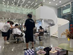 -UnHair Salon