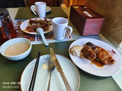-丝路天山酒店(国际大巴扎店)