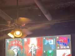 -荒岛实景沉浸密室(江汉路1店)