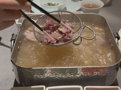 -左庭右院鲜牛肉火锅黑金店(陆家嘴中心店)