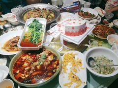 -巴特餐饮6加1音乐餐吧·新疆菜