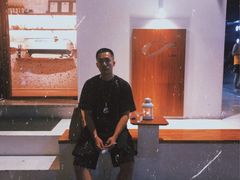 -Line 咖啡(石厦花园店)