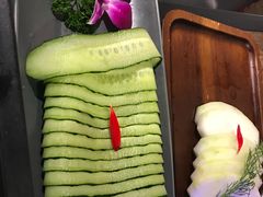 -尚尚仙·酸汤猪手·猪肚鸡火锅(华联万柳购物中心店)