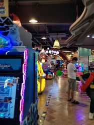 -卡通尼乐园(上海安亭店)