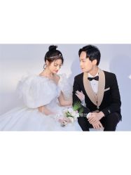 -二十一世纪婚纱摄影(省府前街店)