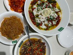 -绿草地·湘菜(7mall店)