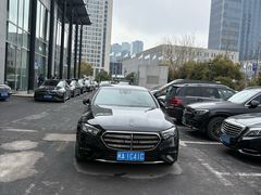 -杭州中升之星奔驰4S店(滨江店)