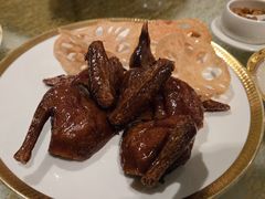 乳鸽-唐阁(香港朗廷酒店)