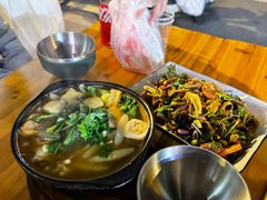 -农家飘香卤味砂锅(三角地店)