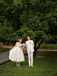 -至臻微拉婚纱摄影