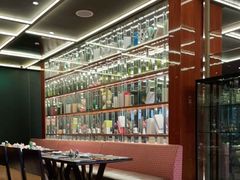 -大中华希尔顿酒店-念自助餐·嗨啤·小龙虾