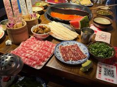 -萍姐火锅·公路夜市(武汉首店)