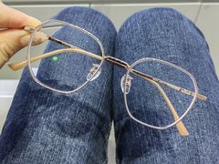 -罗伯特眼镜·蔡司官方授权(罗湖国贸店)