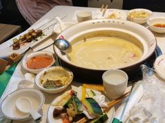 -三人行骨头王火锅(长寿店)