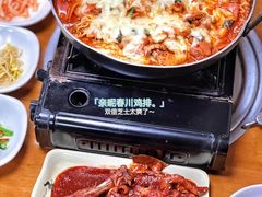 -亲昵春川鸡排(韩国美食街店)
