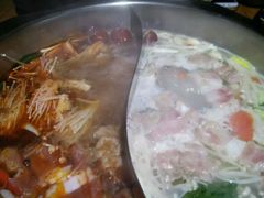 -渝悦花田·大骨火锅(尚贤居店)