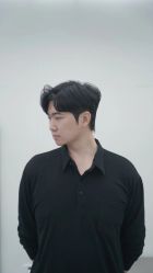 -一家只做男发烫染的店
