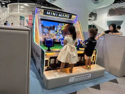 -MINI MARS KIDS CLUB亲子家庭中心(长宁天山店)