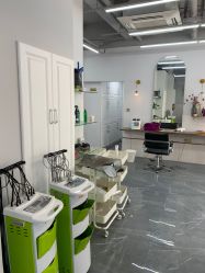 -茶发Salon·烫发染发理发