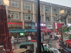 -必胜客(滨江店)