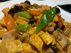 肥肠烧豆腐-榆味拼三鲜(怀德路店)