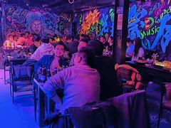 -vimi便利店酒吧