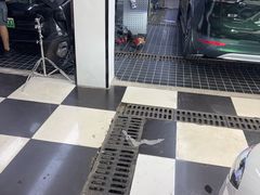 -鲨鱼皮汽车凹陷玻璃修复(静安店)
