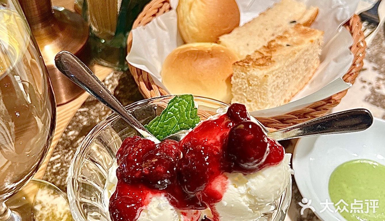 情调满满的周末约会[爱心]