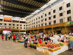 -三亚新鸿港水果一级批发市场